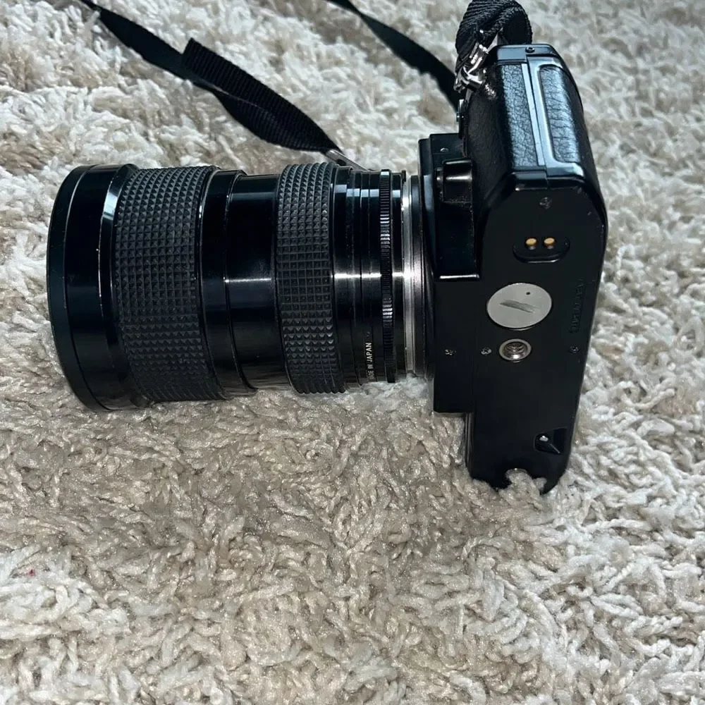 Vintage Nikon EM, interchangeable lenses, 35mm Single SLR F = 28–70 MM Marco Len